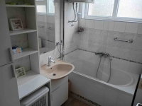 http://www.alexstikich.com/files/gimgs/th-47_Bath1.jpg
